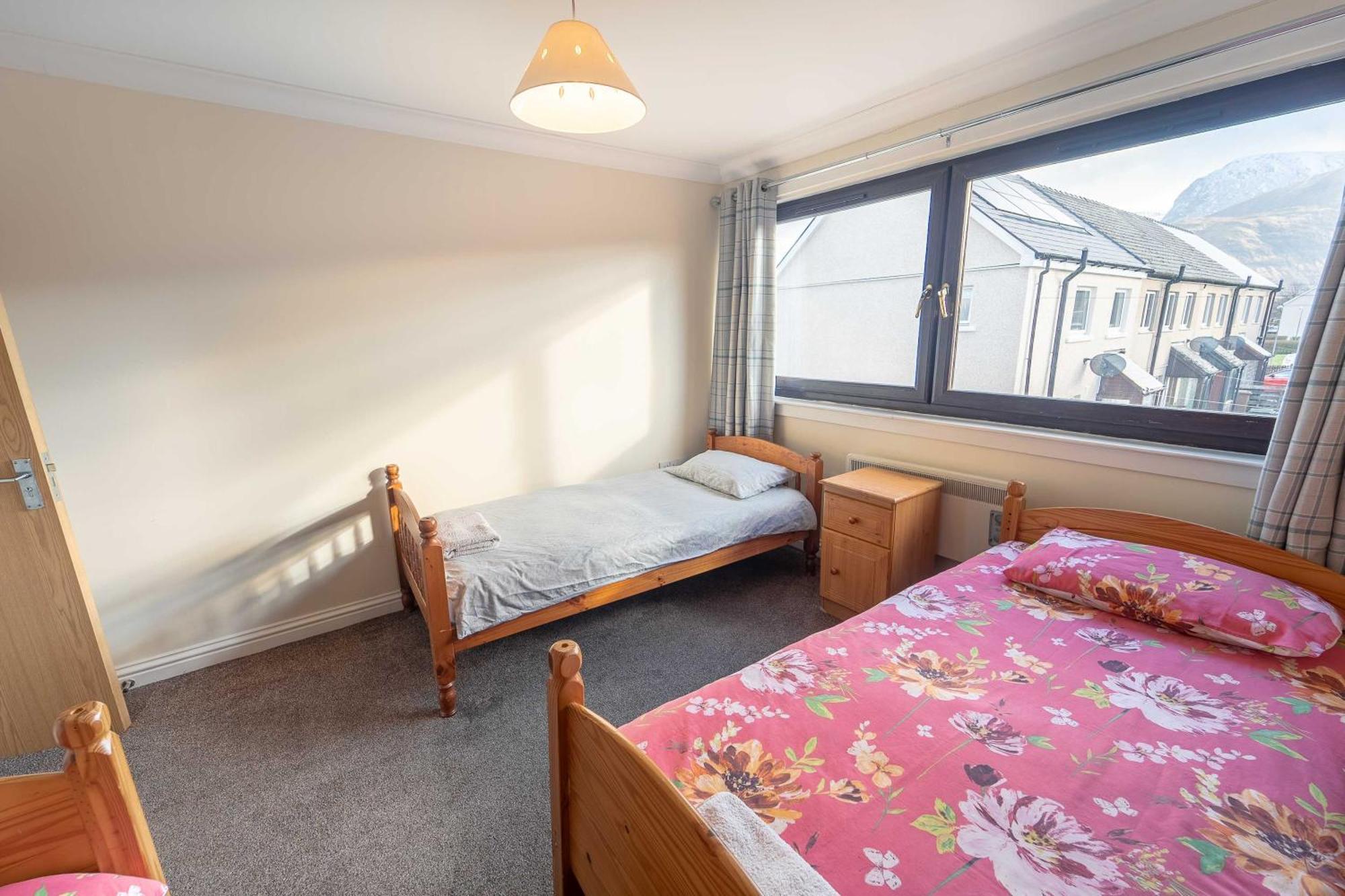 Ben View Apartment Caol Bagian luar foto